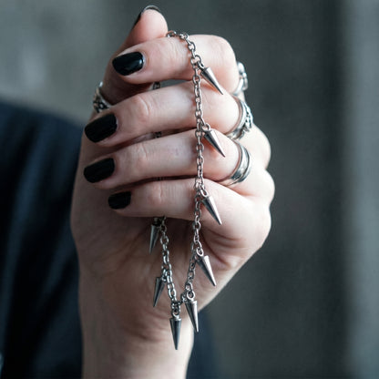 Dark Spike Chain Necklace Silver