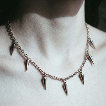 Dark Spike Chain Necklace Silver
